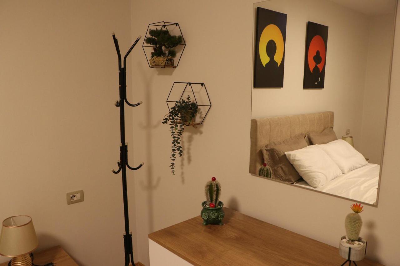 Pine Apartment Tiranë Eksteriør bilde